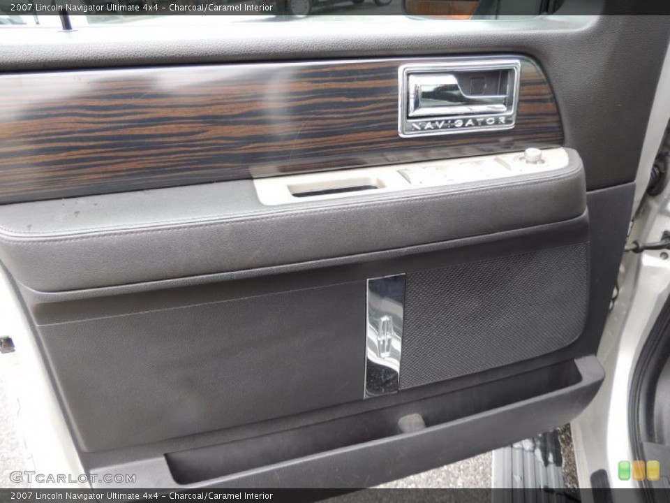 Charcoal/Caramel Interior Door Panel for the 2007 Lincoln Navigator Ultimate 4x4 #76890230