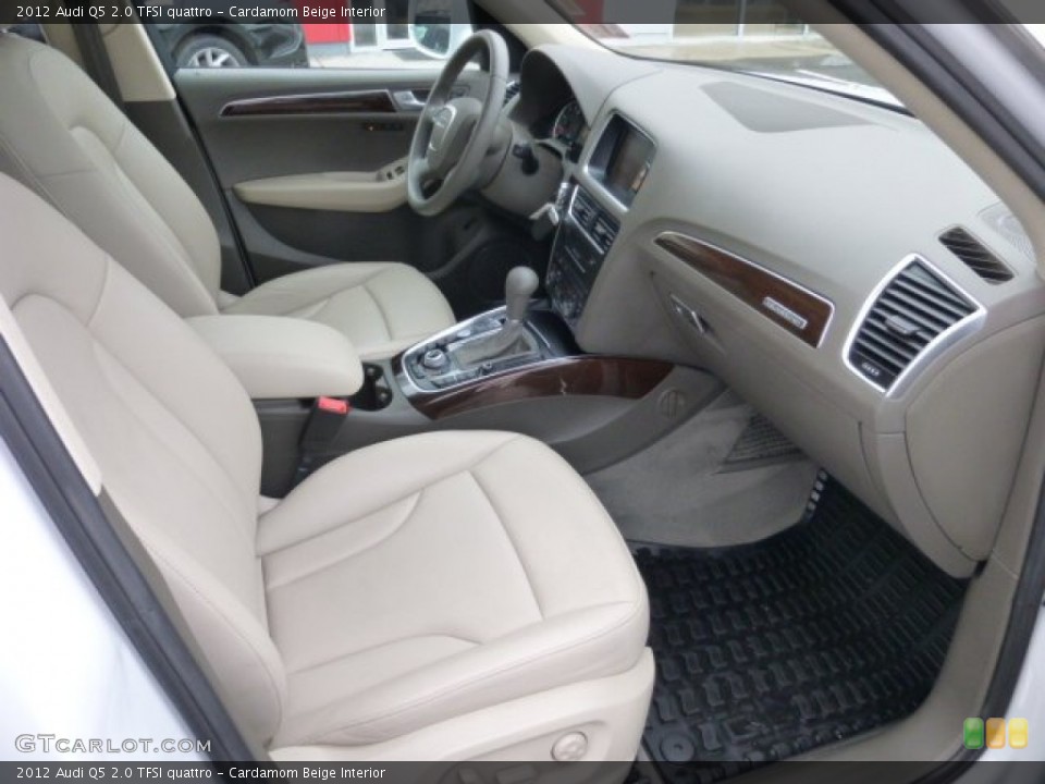 Cardamom Beige Interior Photo for the 2012 Audi Q5 2.0 TFSI quattro #76891655