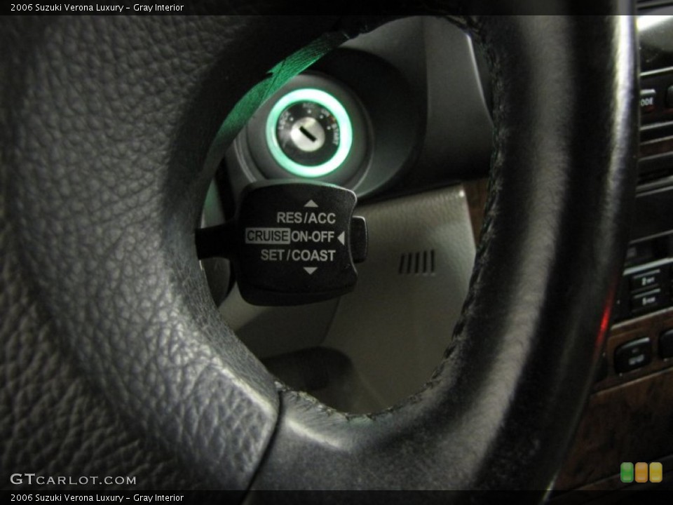 Gray Interior Controls for the 2006 Suzuki Verona Luxury #76892453