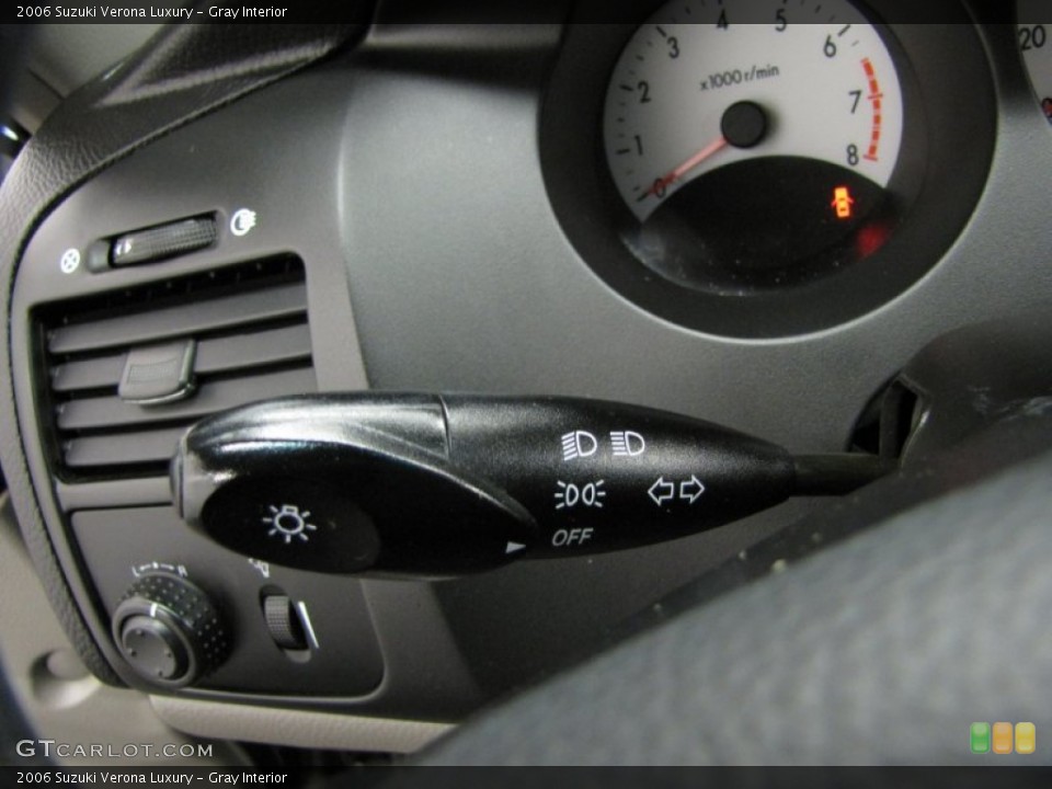 Gray Interior Controls for the 2006 Suzuki Verona Luxury #76892472
