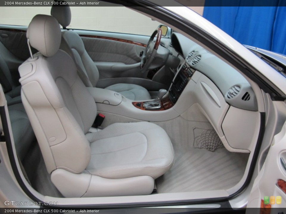 Ash Interior Photo for the 2004 Mercedes-Benz CLK 500 Cabriolet #76896178