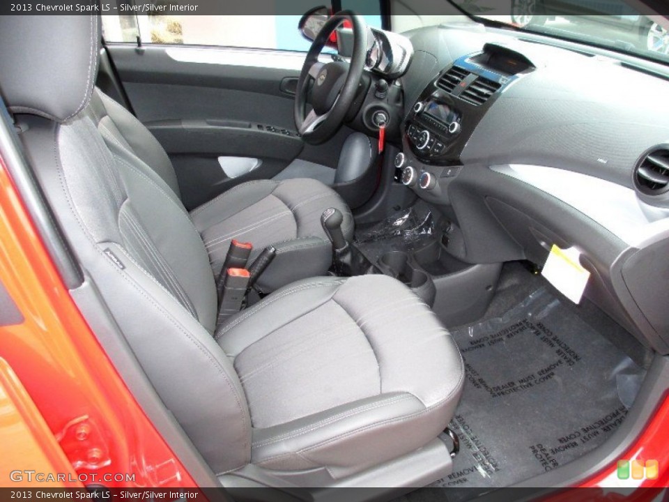 Silver/Silver Interior Photo for the 2013 Chevrolet Spark LS #76902391