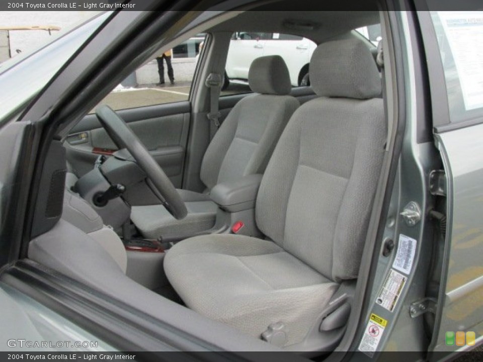 Light Gray Interior Photo for the 2004 Toyota Corolla LE #76906260