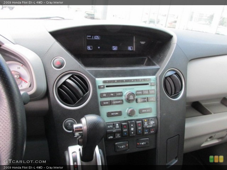 Gray Interior Controls for the 2009 Honda Pilot EX-L 4WD #76907960