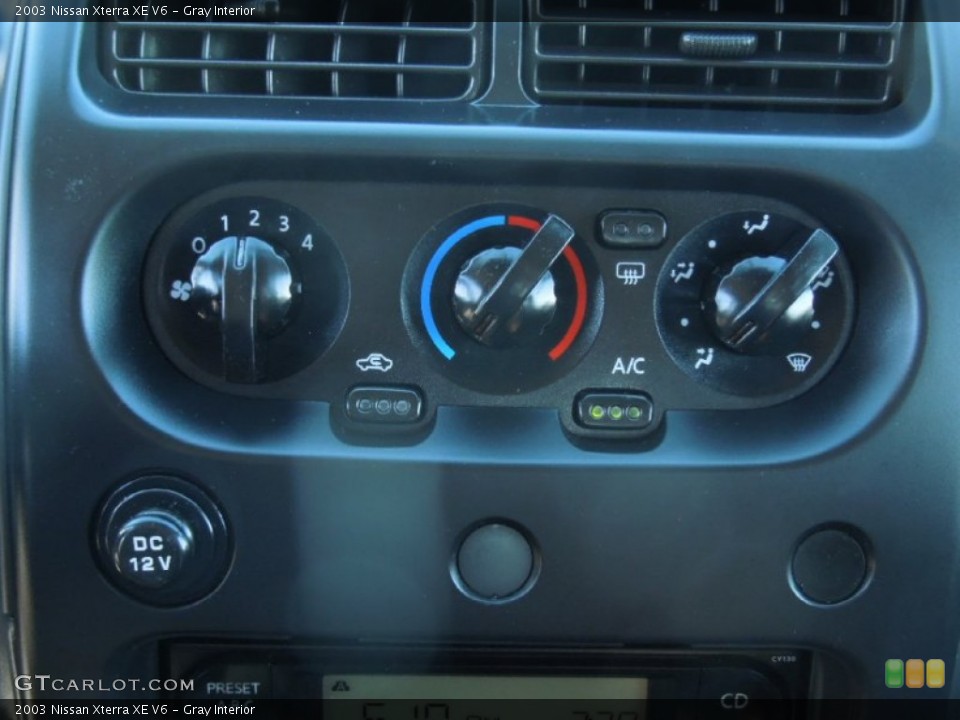 Gray Interior Controls for the 2003 Nissan Xterra XE V6 #76908699