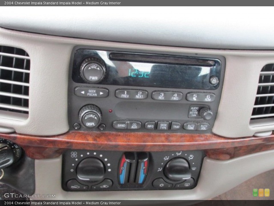 Medium Gray Interior Controls for the 2004 Chevrolet Impala  #76911282