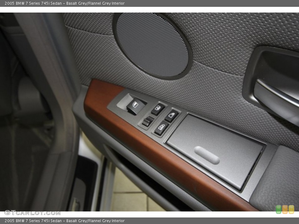 Basalt Grey/Flannel Grey Interior Controls for the 2005 BMW 7 Series 745i Sedan #76919261