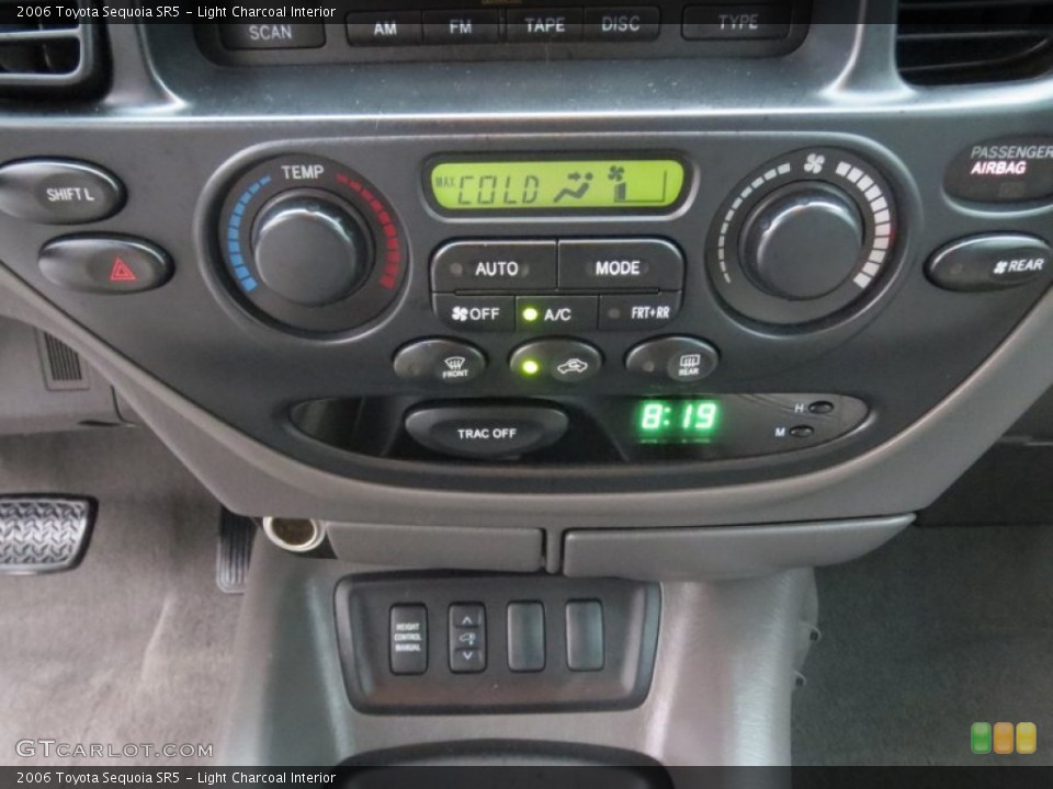 Light Charcoal Interior Controls for the 2006 Toyota Sequoia SR5 #76932703