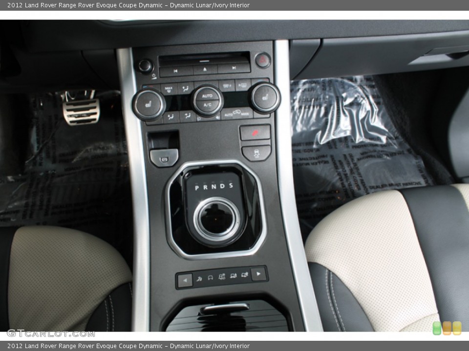 Dynamic Lunar/Ivory Interior Controls for the 2012 Land Rover Range Rover Evoque Coupe Dynamic #76933282
