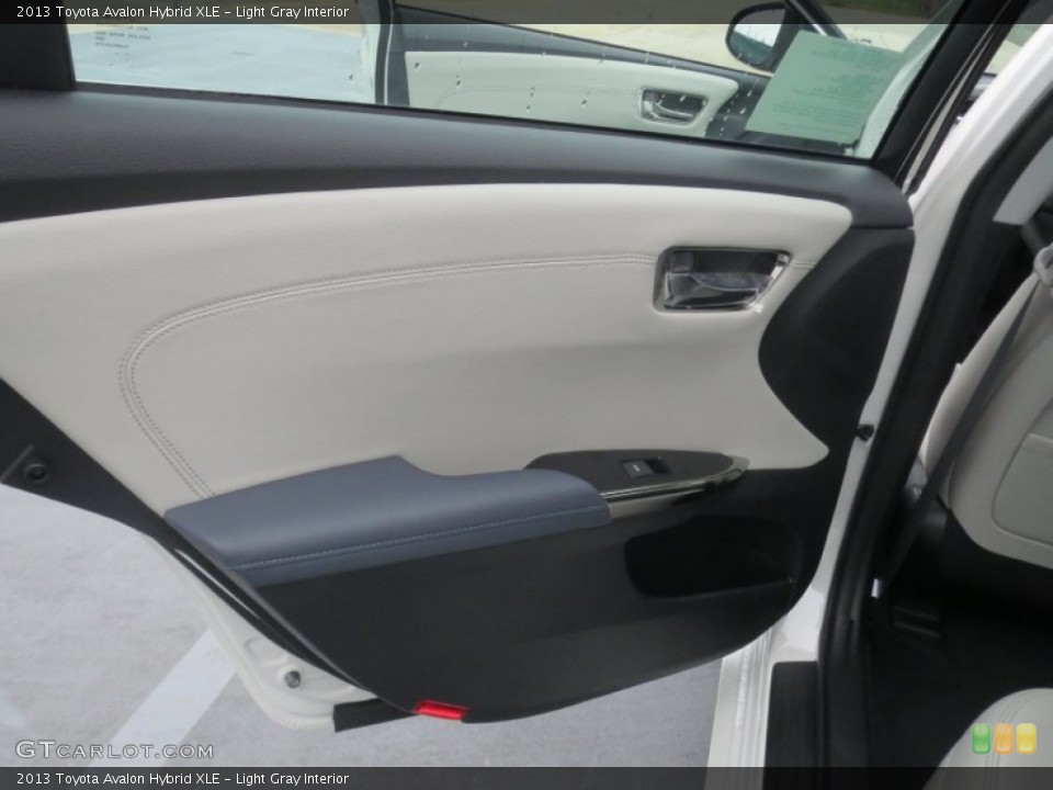 Light Gray Interior Door Panel for the 2013 Toyota Avalon Hybrid XLE #76936876