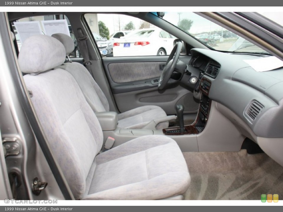 Dusk Interior Front Seat for the 1999 Nissan Altima GXE #76942993