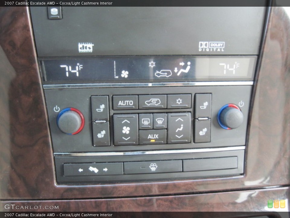 Cocoa/Light Cashmere Interior Controls for the 2007 Cadillac Escalade AWD #76944412