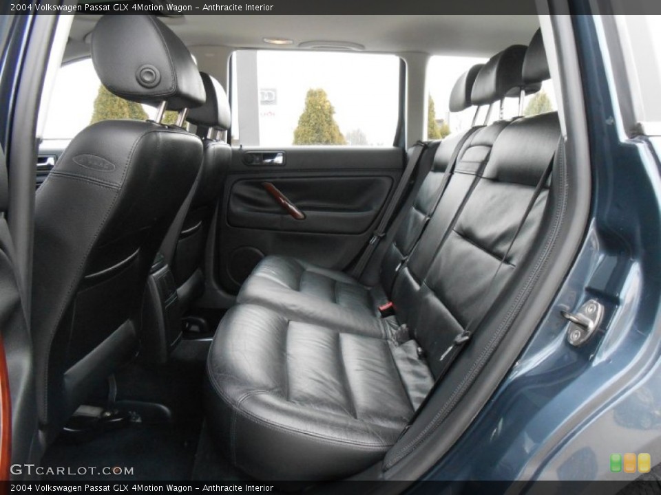 Anthracite Interior Rear Seat for the 2004 Volkswagen Passat GLX 4Motion Wagon #76945804