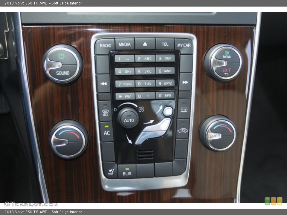 Soft Beige Interior Controls for the 2013 Volvo S60 T6 AWD #76948666