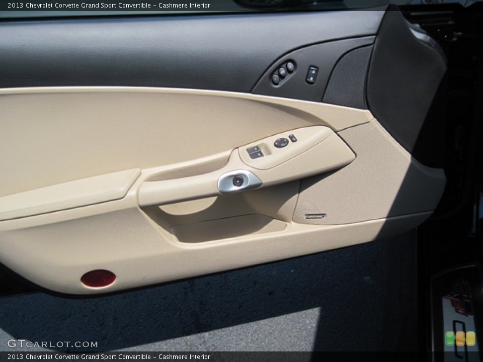 Cashmere Interior Door Panel for the 2013 Chevrolet Corvette Grand Sport Convertible #76949473