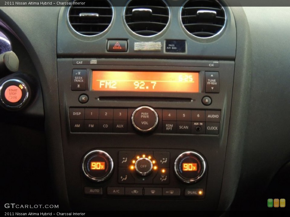 Charcoal Interior Controls for the 2011 Nissan Altima Hybrid #76960387