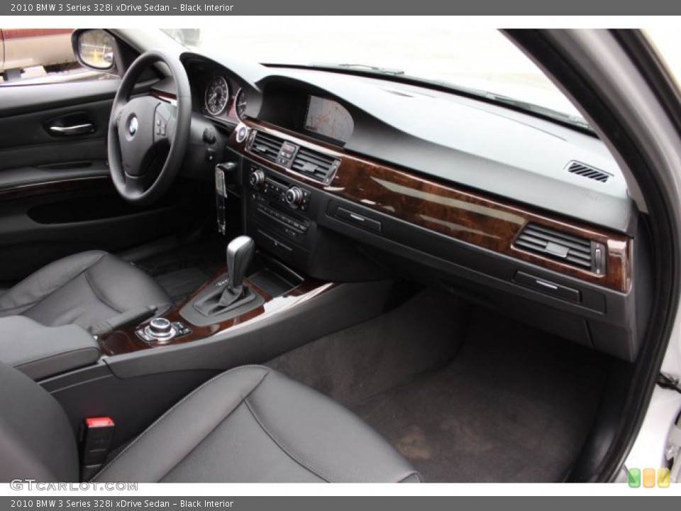 Black Interior Dashboard for the 2010 BMW 3 Series 328i xDrive Sedan #76970239