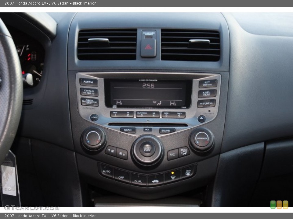 Black Interior Controls for the 2007 Honda Accord EX-L V6 Sedan #76970893