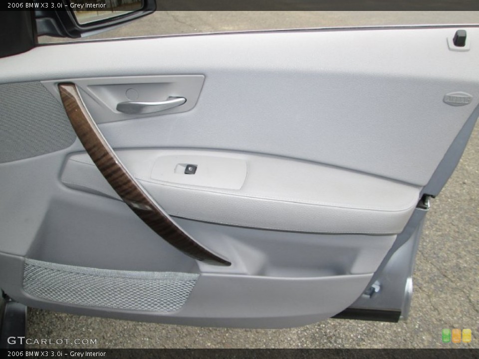 Grey Interior Door Panel for the 2006 BMW X3 3.0i #76977194