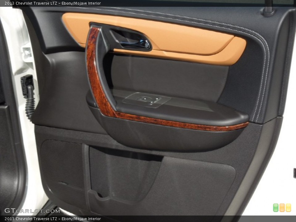 Ebony/Mojave Interior Door Panel for the 2013 Chevrolet Traverse LTZ #76978770