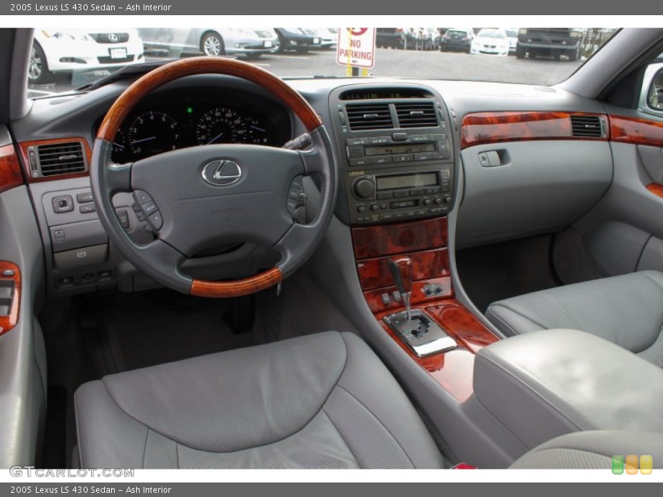 Ash 2005 Lexus LS Interiors