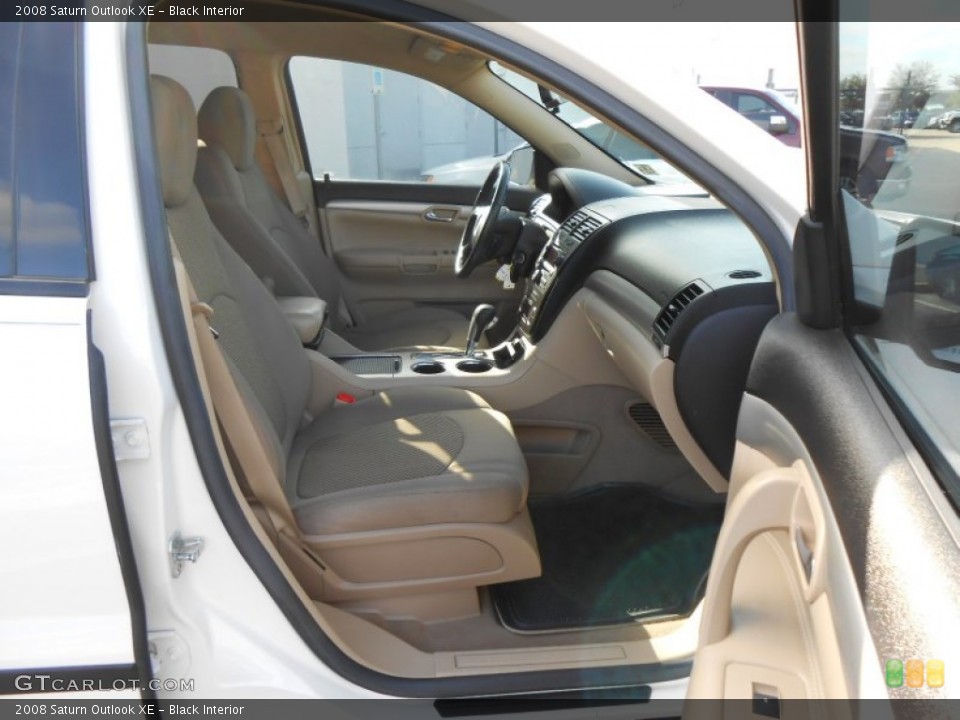 Black Interior Photo for the 2008 Saturn Outlook XE #76982113