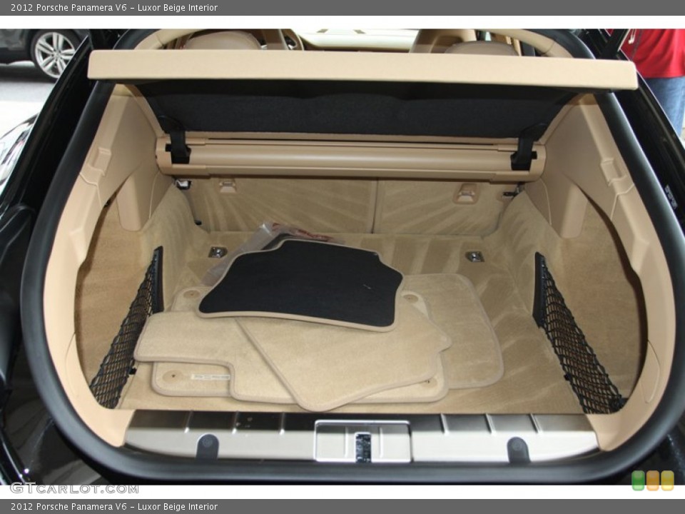 Luxor Beige Interior Trunk for the 2012 Porsche Panamera V6 #76983043