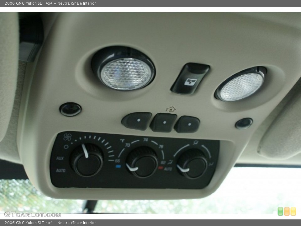 Neutral/Shale Interior Controls for the 2006 GMC Yukon SLT 4x4 #76988379