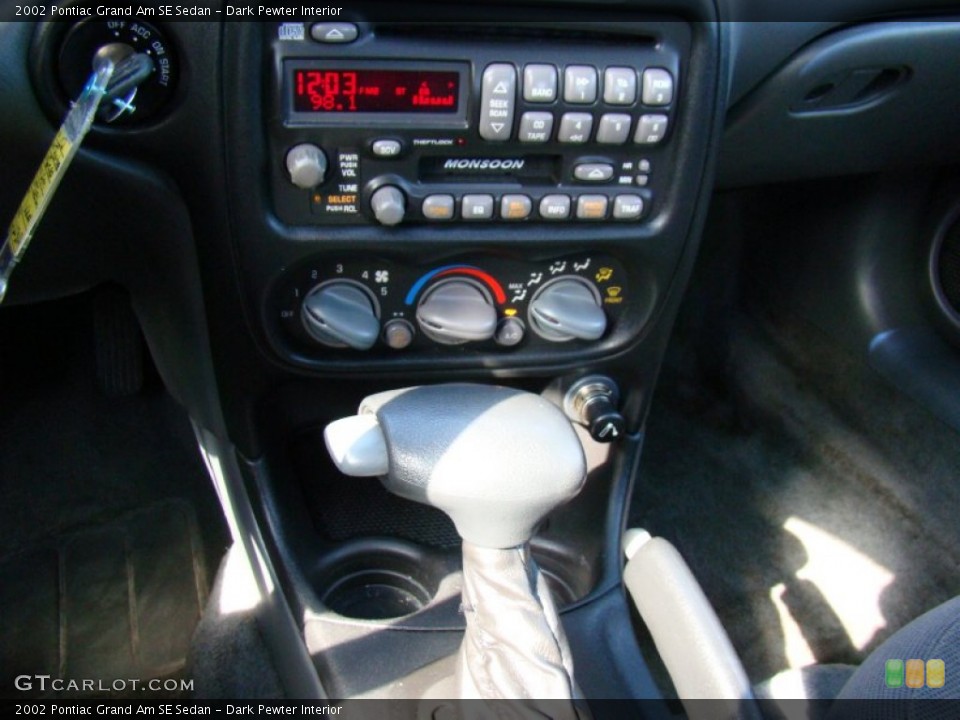 Dark Pewter Interior Controls for the 2002 Pontiac Grand Am SE Sedan #76993147