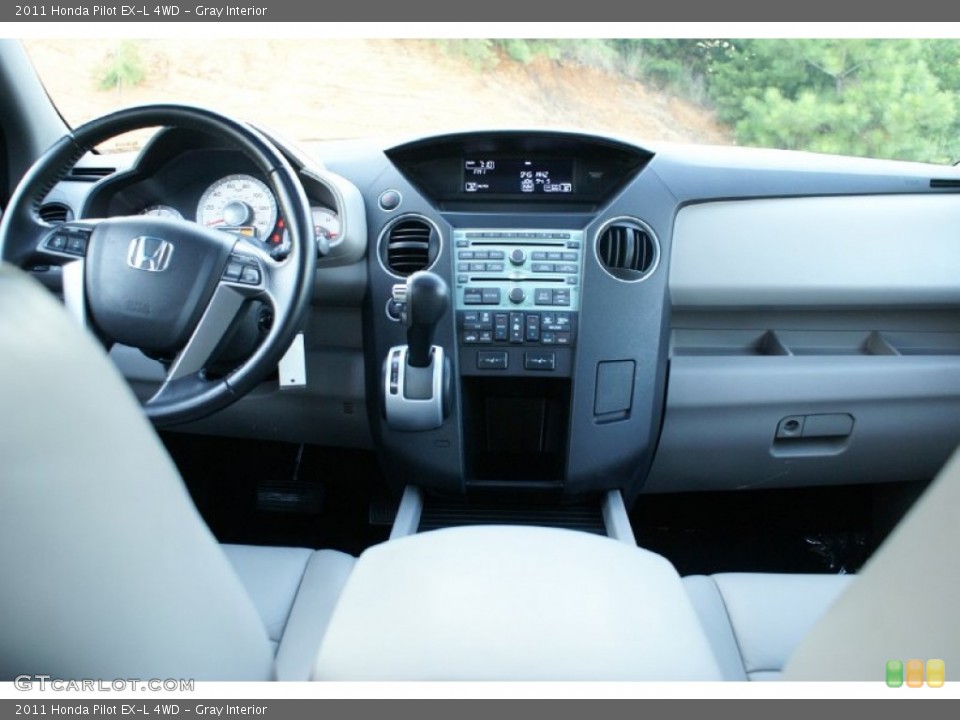 Gray Interior Dashboard for the 2011 Honda Pilot EX-L 4WD #76993469