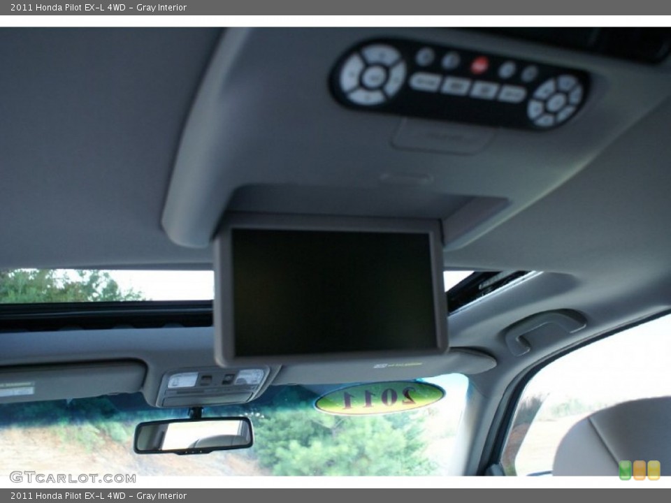 Gray Interior Entertainment System for the 2011 Honda Pilot EX-L 4WD #76993674