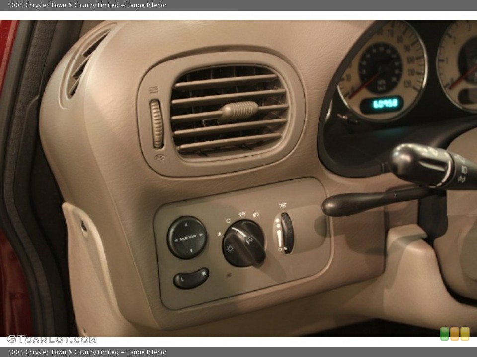 Taupe Interior Controls for the 2002 Chrysler Town & Country Limited #76997150