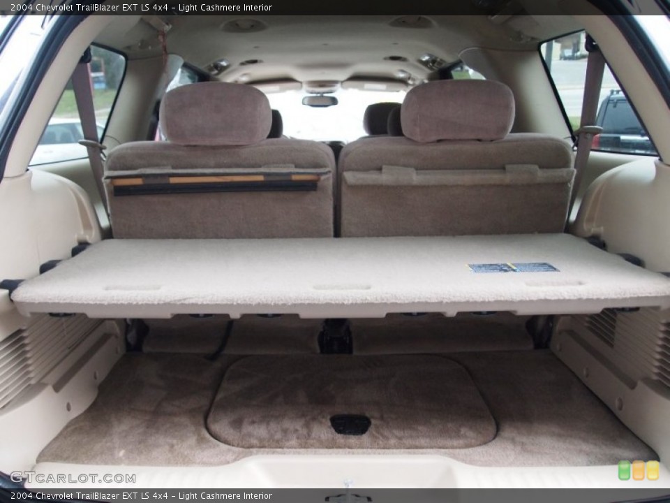 Light Cashmere Interior Trunk for the 2004 Chevrolet TrailBlazer EXT LS 4x4 #76997774