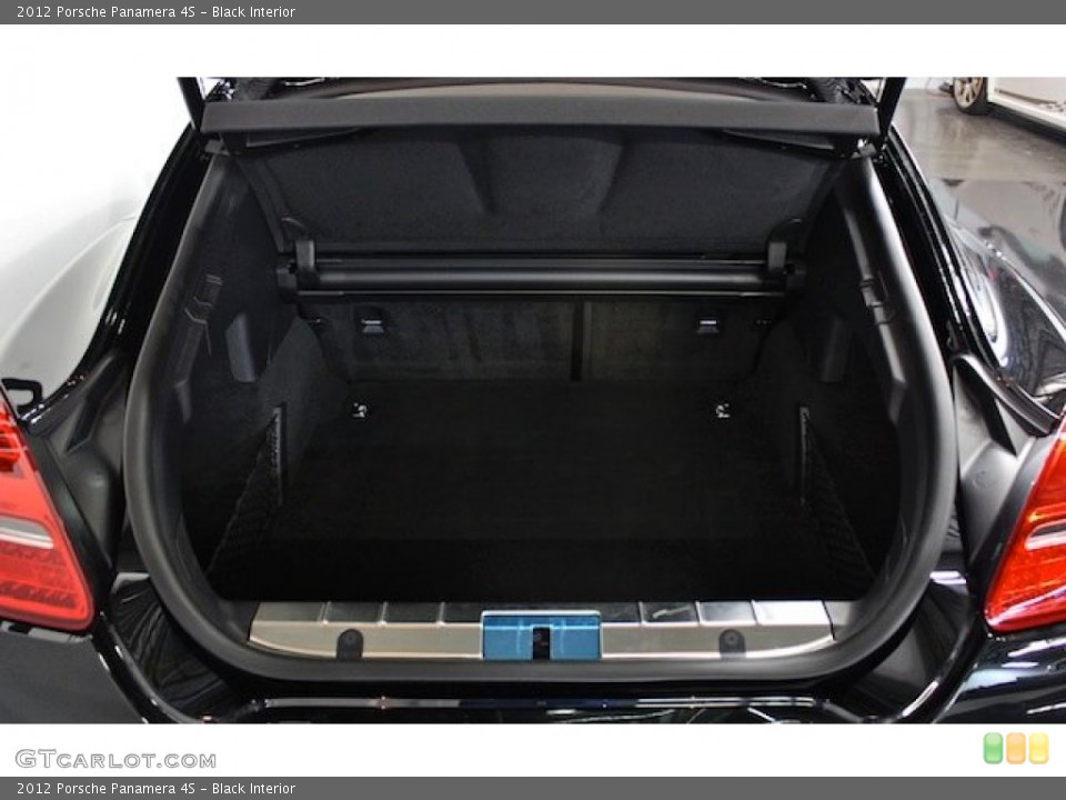 Black Interior Trunk for the 2012 Porsche Panamera 4S #76998440