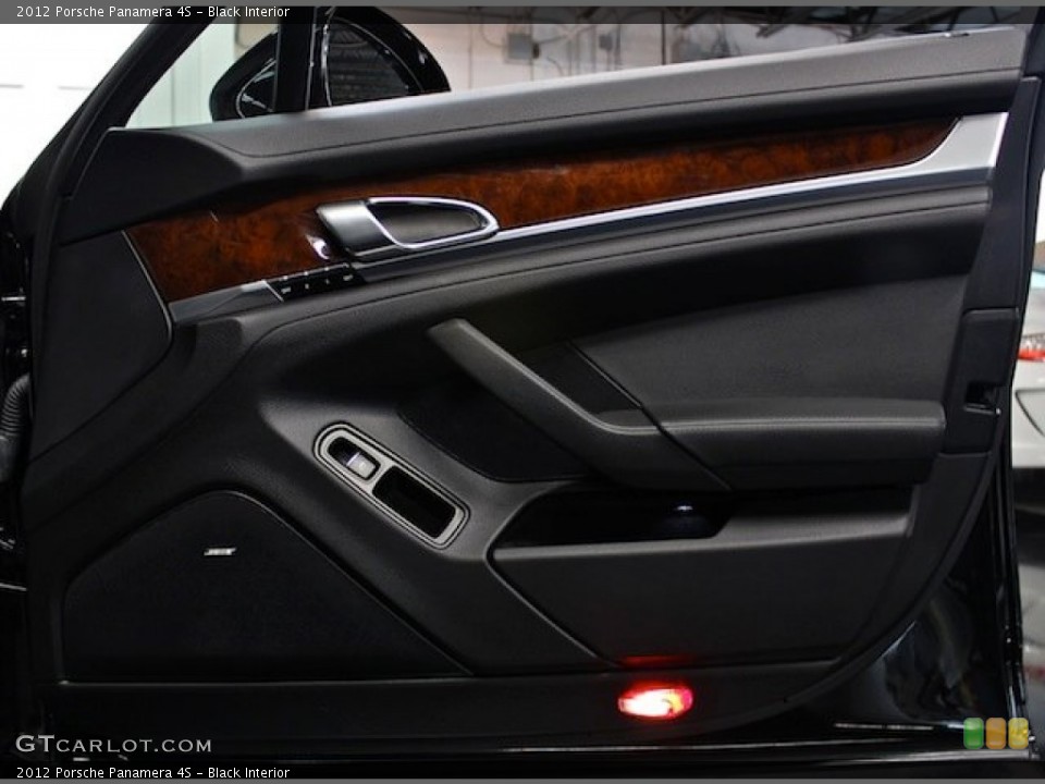 Black Interior Door Panel for the 2012 Porsche Panamera 4S #76998592