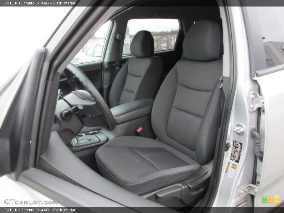 Black Interior Front Seat for the 2011 Kia Sorento LX AWD #77007578