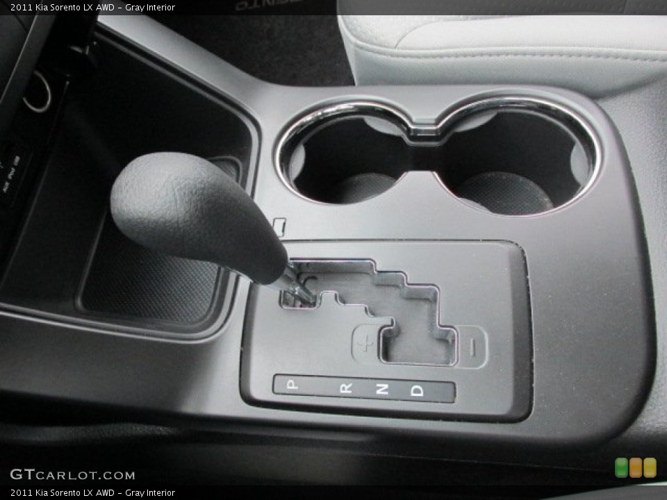 Gray Interior Transmission for the 2011 Kia Sorento LX AWD #77009256