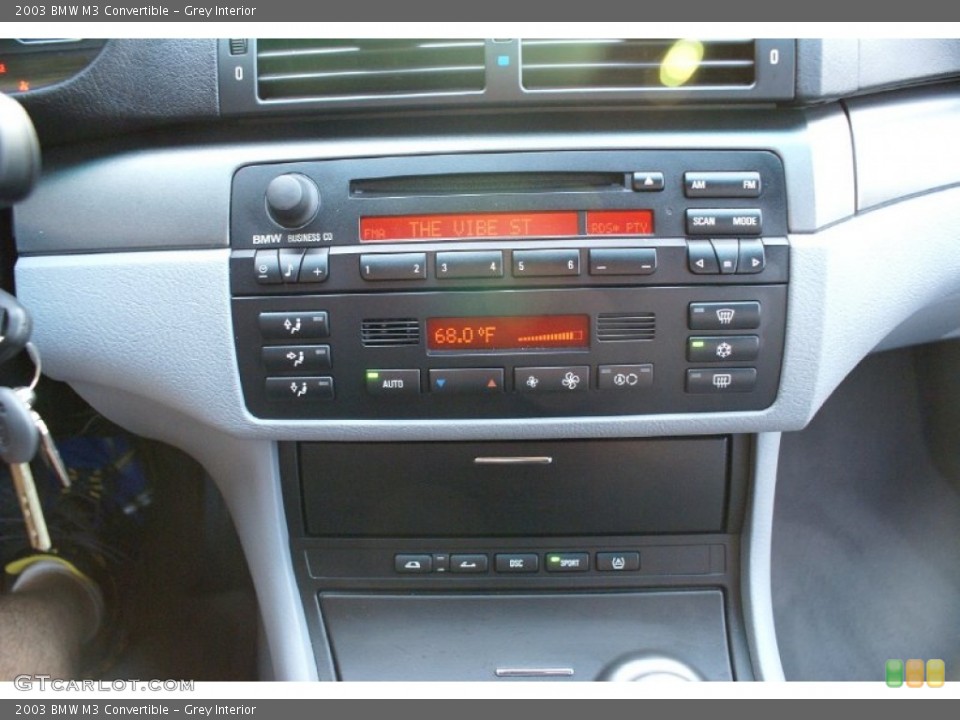Grey Interior Controls for the 2003 BMW M3 Convertible #77009406