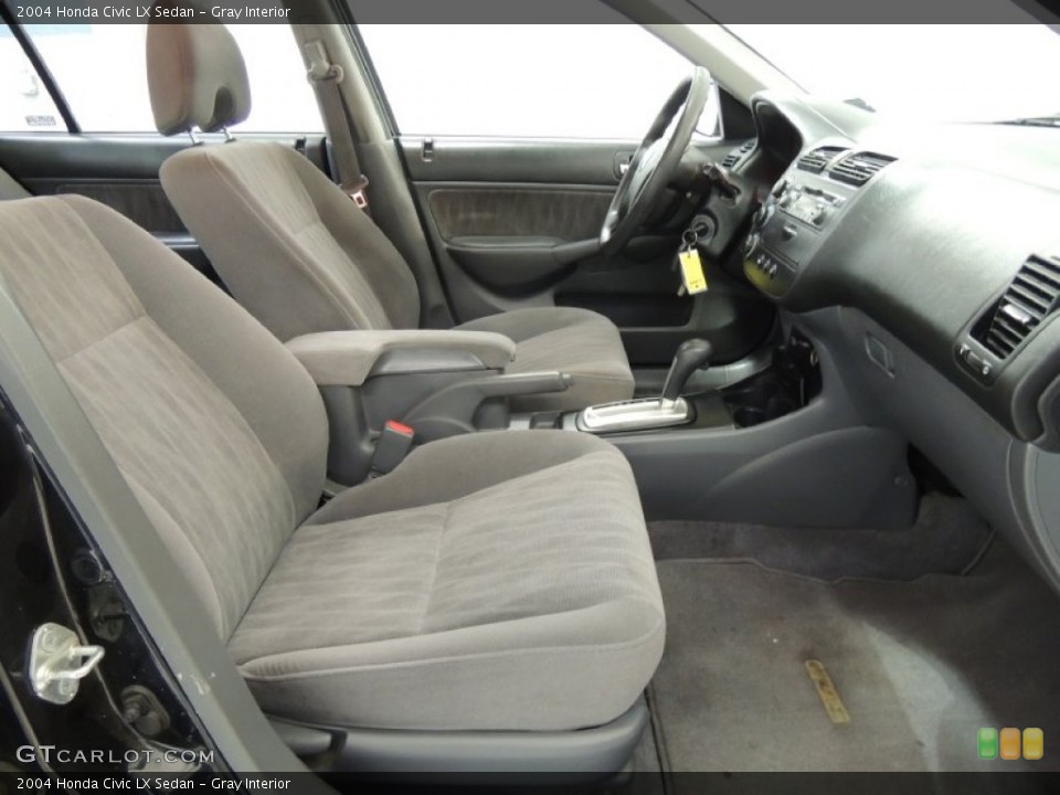 Gray Interior Photo for the 2004 Honda Civic LX Sedan #77009602