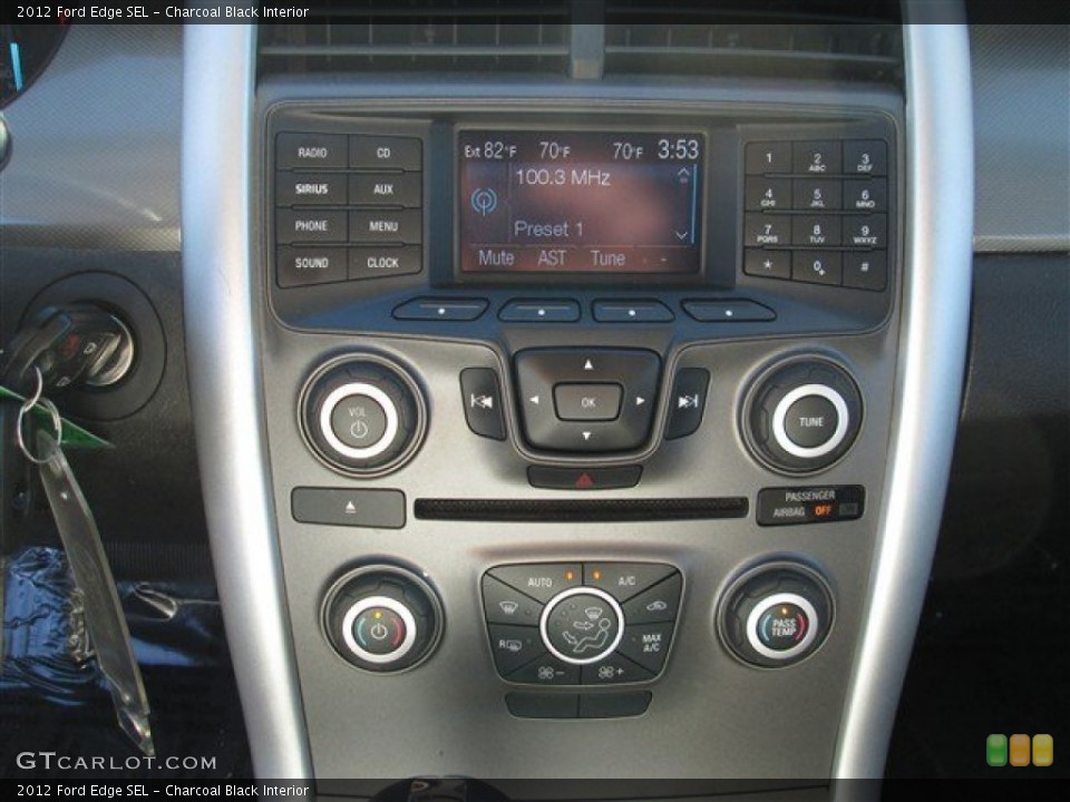 Charcoal Black Interior Controls for the 2012 Ford Edge SEL #77013918