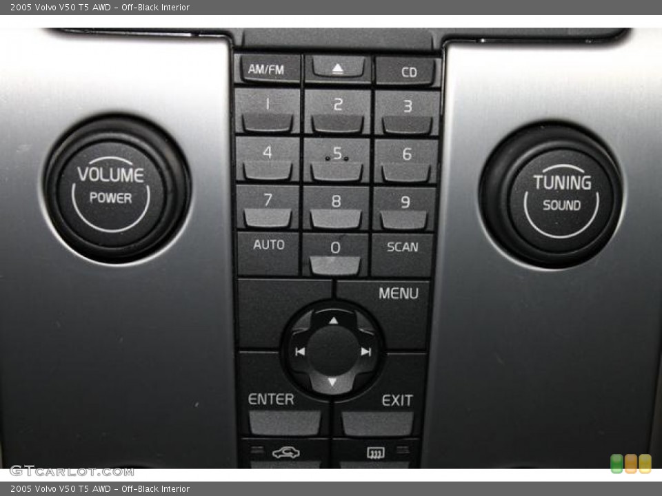 Off-Black Interior Controls for the 2005 Volvo V50 T5 AWD #77029309