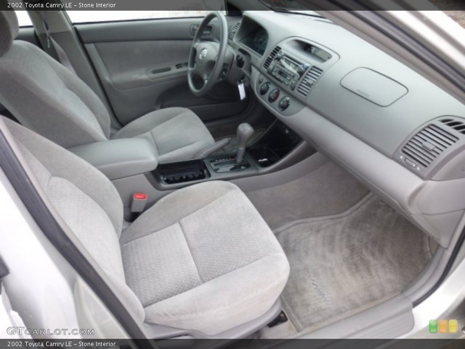 Stone Interior Photo for the 2002 Toyota Camry LE #77032623
