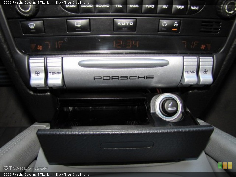 Black/Steel Grey Interior Controls for the 2006 Porsche Cayenne S Titanium #77036391