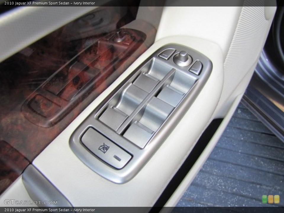 Ivory Interior Controls for the 2010 Jaguar XF Premium Sport Sedan #77039866