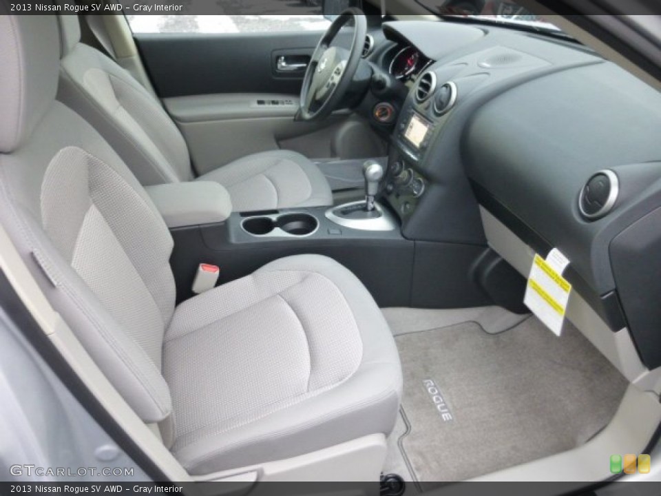 Gray Interior Photo for the 2013 Nissan Rogue SV AWD #77040993