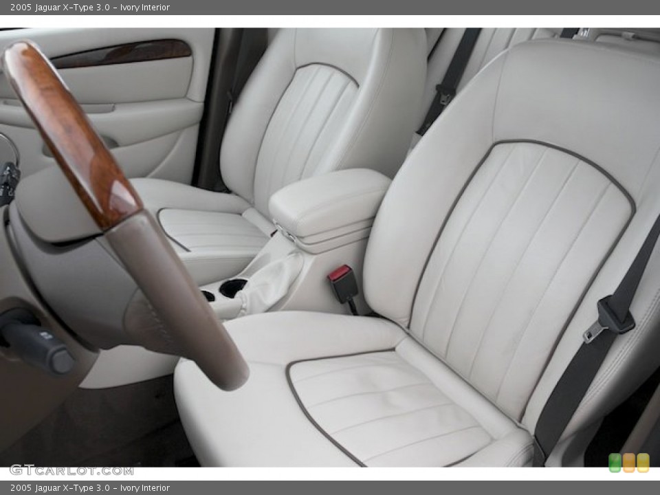 Ivory Interior Front Seat for the 2005 Jaguar X-Type 3.0 #77049342