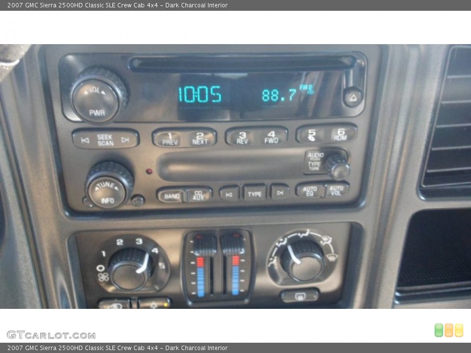 Dark Charcoal Interior Audio System for the 2007 GMC Sierra 2500HD Classic SLE Crew Cab 4x4 #77052220