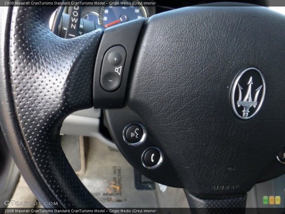 Grigio Medio (Grey) Interior Controls for the 2008 Maserati GranTurismo  #77054743
