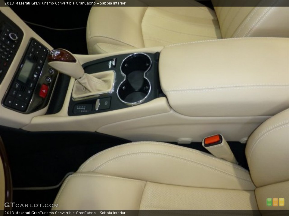 Sabbia Interior Controls for the 2013 Maserati GranTurismo Convertible GranCabrio #77055067
