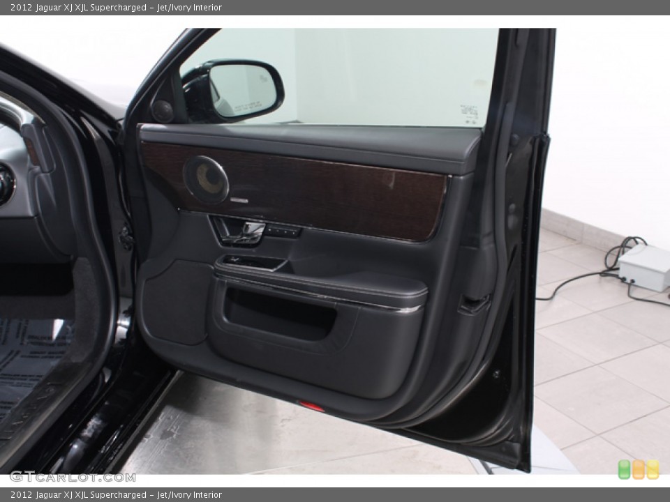 Jet/Ivory Interior Door Panel for the 2012 Jaguar XJ XJL Supercharged #77063578